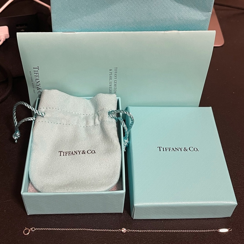 Excellent condition Tiffany diamond bracelet